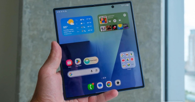 উন্মোাচনের আগেই প্রতিযোগিতায় পড়লো ফোল্ডেবল আইফোন