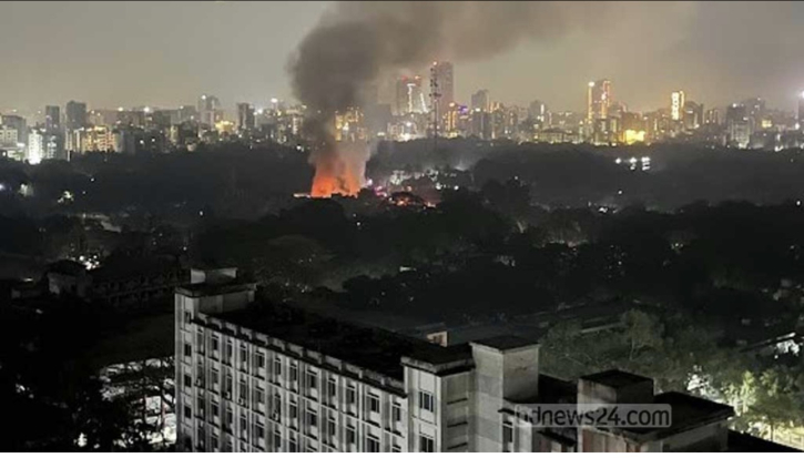 পুড়ে যাওয়া কড়াইল বস্তিতে সেখানকার মানুষই থাকবেন: তৈয়‍্যব