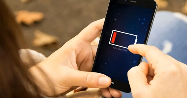 ব্যাটারি বেশি খরচ হলে অ্যাপের বিরুদ্ধে ব্যবস্থা নেবে গুগল