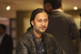 রাষ্ট্রের নজরদারি না নাগরিকের নিয়ন্ত্রণ?