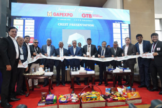 দেশের পোশাক শিল্পের টেকসই উন্নয়নে প্রযুক্তিগত আধুনিকায়ন জরুরি