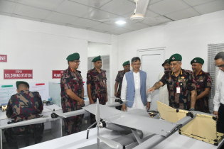 সীমান্তে নজরদারি সহজ করতে ব্যবহার হবে আধুনিক ড্রোন সীমান্তে নজরদারি সহজ করতে ব্যবহার হবে আধুনিক ড্রোন
